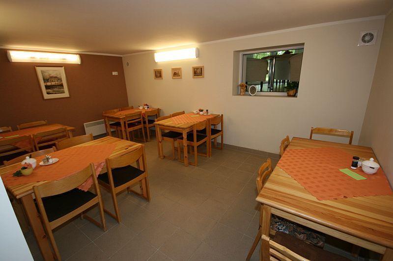 Hotell Sonajala Kärdla エクステリア 写真