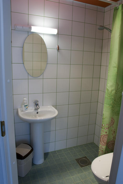 Hotell Sonajala Kärdla 部屋 写真